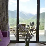 Forest Boutique Hotel 3*