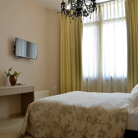 Forest Boutique Hotel 3*