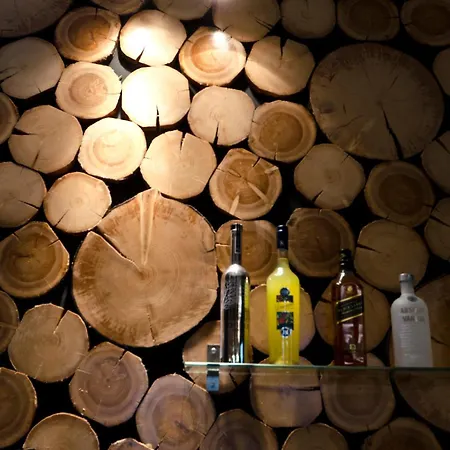 Forest Boutique Mega Chorio