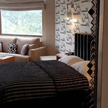 酒店 Forest Boutique Mega Chorio