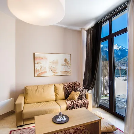 Forest Boutique Mega Chorio