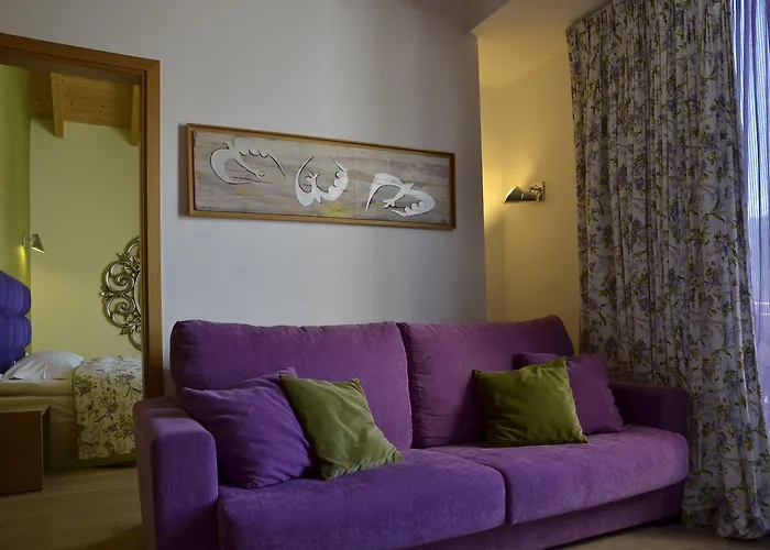 Forest Boutique Mega Chorio