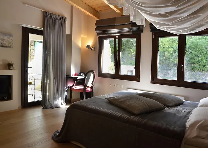 Ξενοδοχείο Forest Boutique 3*